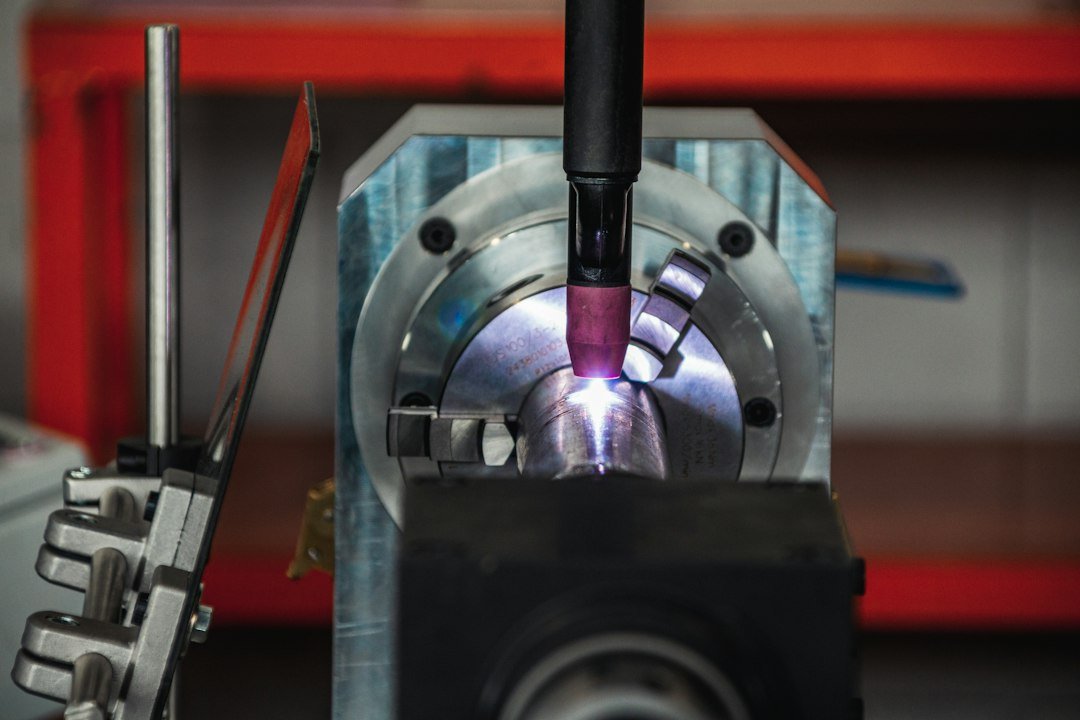 a-close-up-of-a-machine-kk6ubw1gsi4